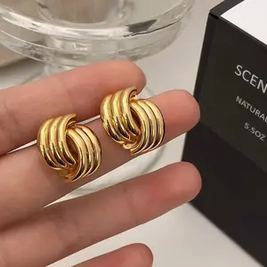 Mamoma.things - Anting Tusuk Gold Earrings Emas Mewah Elegant Simple Classy [Amber]