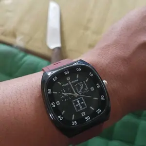 Jam Tangan Kekinian Analog Tali Silikon Rubber untuk Wanita dan Pria dengan Bonus Baterai Cadangan - Watches Aksesoris Hadiah
