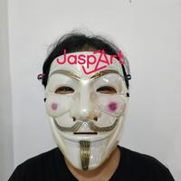 Gambar TOPENG ANONYMOUS JOKER KOSTUM HALLOWEEN DEKORASI PARTY JOKER MASK dari Jaspart Kota Administrasi Jakarta Barat 1 Tokopedia