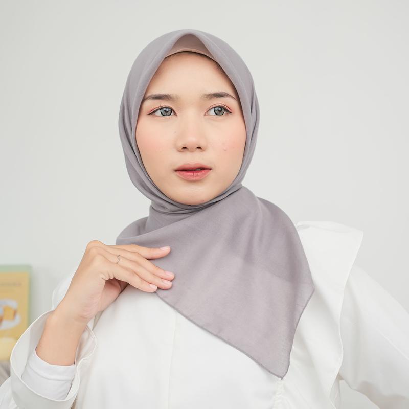 Hijab Segi Empat Zisha Persegi - Model Muslim - Square Kerudung 8