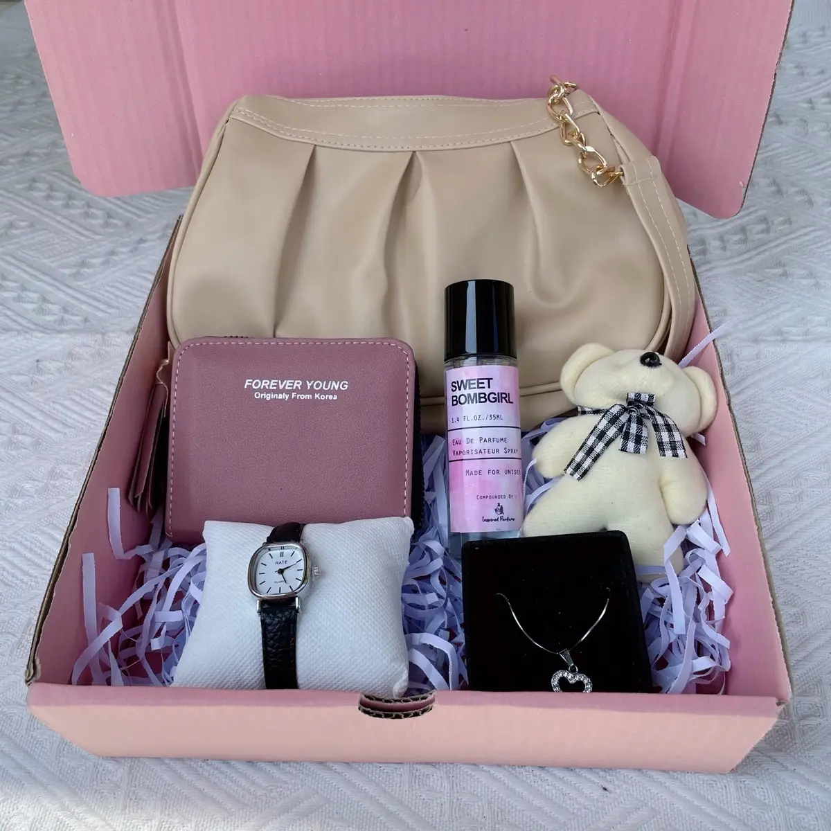KADO SPESIAL PINK ULTAH CEWEK GIFT BOX ULANG TAHUN KADO TAS JAM TANGAN