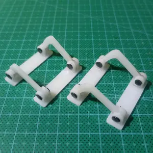 Satu set isi 2 engsel bagasi samping kecil miniatur bus rkc skala 1:35 bahan akrilik tersedia beberapa pilihan warna.