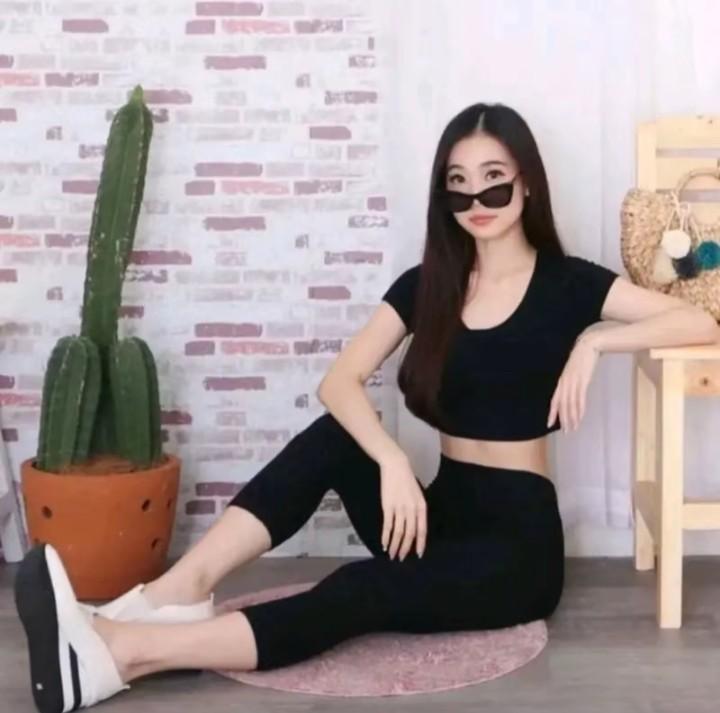 Product Introduction of LEGGING KAOS 3/4 SOFT RAYON - Legging Pendek Bawah Lutut - Celana Wanita Tebal Nyaman 9