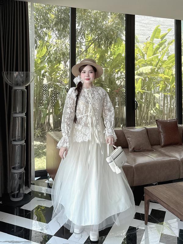 Không kèm bra Set áo ren tay dài buộc nơ kèm chân váy lưới dài Ảnh thật Sẵn
