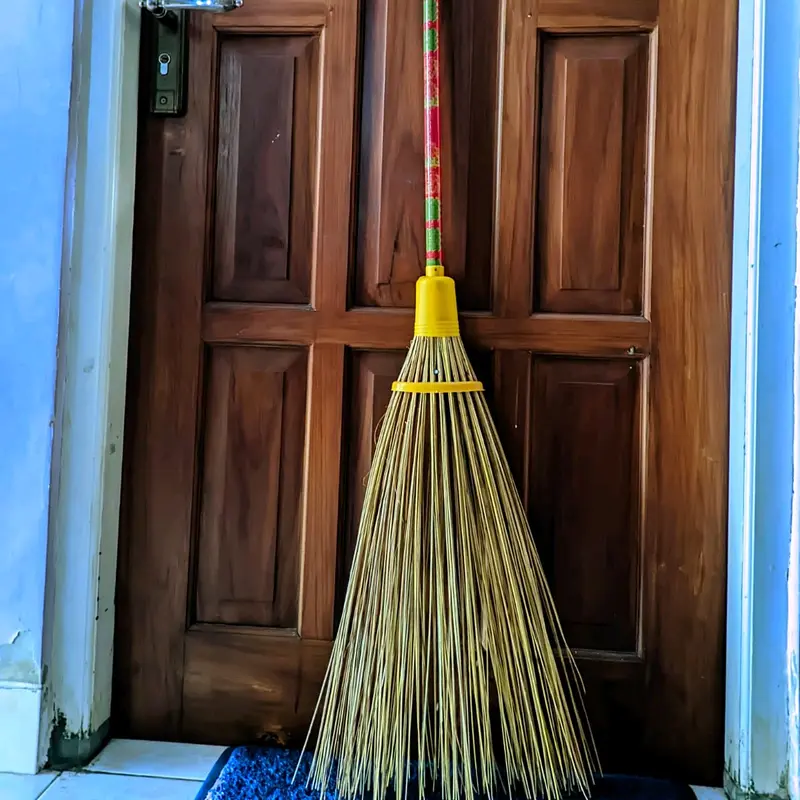 sapu taman gagang panjang murah 0