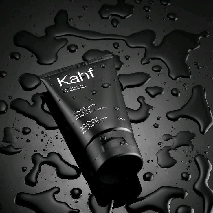 Kahf facial wash dapat menghilangkan komedo dan menyerap minyak berlebih Mencerahkan Pria 1