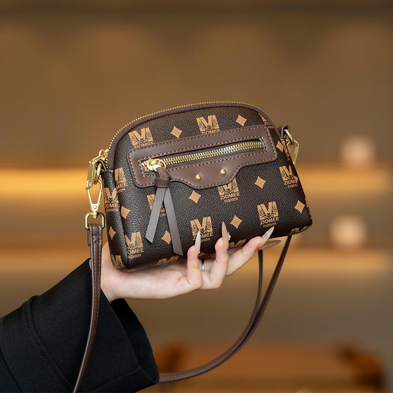 Túi Nữ Phong Cách Mới Dễ Phối Đồ Túi Vuông Nhỏ Chất Liệu PVC In Hình Nhẹ Túi Đeo Chéo Một Vai Thích Hợp Cho Phụ Nữ Trung Niên Túi Cho Mẹ Năm 2025