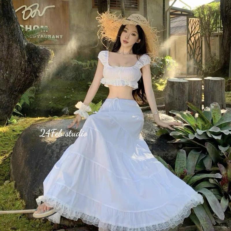 Set áo trễ vai croptop kèm chân váy dài xòe tầng viền ren phong cách tiểu thư 24FebStudio SET71