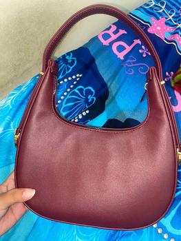 Product Review of ALINSKA SHOULDERBAG Kulit PU Tas Bahu Wanita Selempang Slingbag Cewek from P**3 1