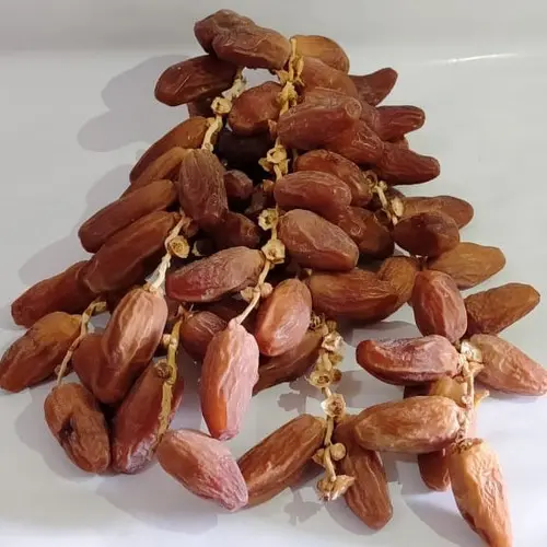 Kurma Tunisia Tangkai 250 gr//Kurma Tunisia Baru dan Fresh Camilan Cemilan
