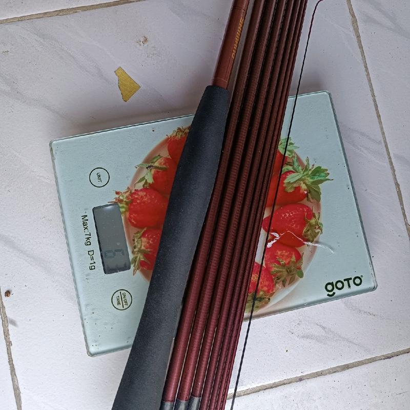 Tegek carbon//270cm//berat 63gr//action medium 3