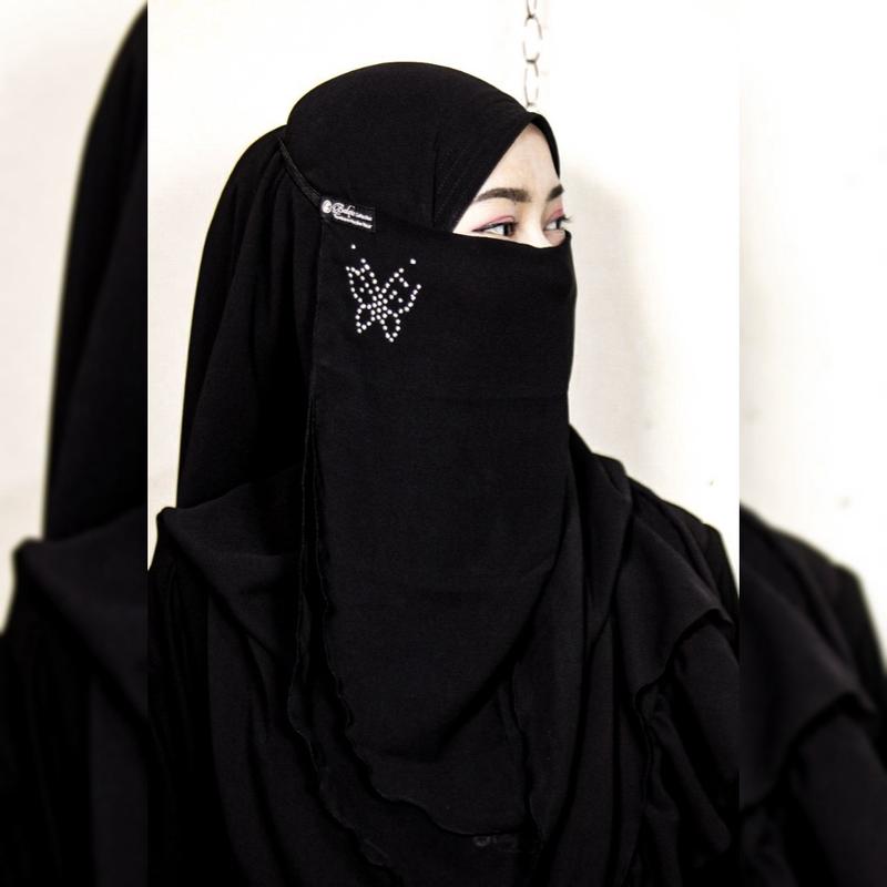Cadar Shiffon Oval Dua Layer  Manik Tanpa Jahitan bawah mata 3