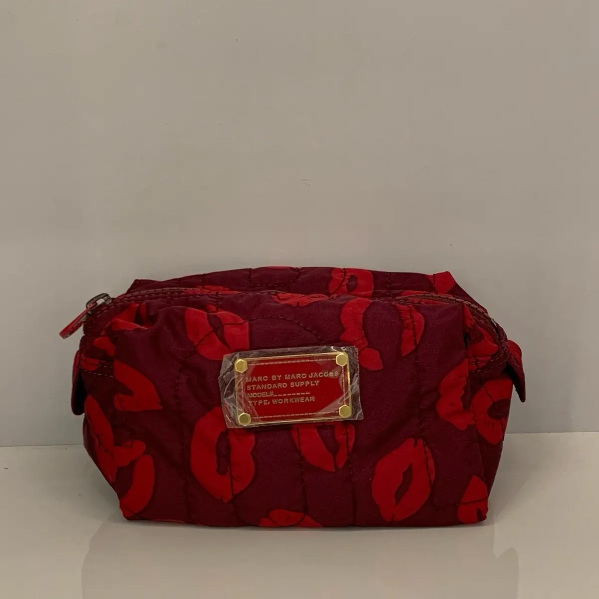 (Preowned-C1596) Marc Jacobs Red Nylon Pouch