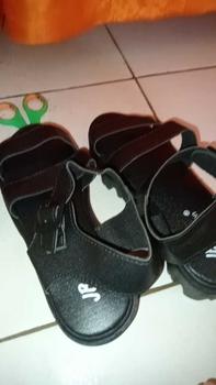Product Review of KUNFAYAKUN -Sandal GUNUNG Wedges Wanita Motif Geper from A**9 0