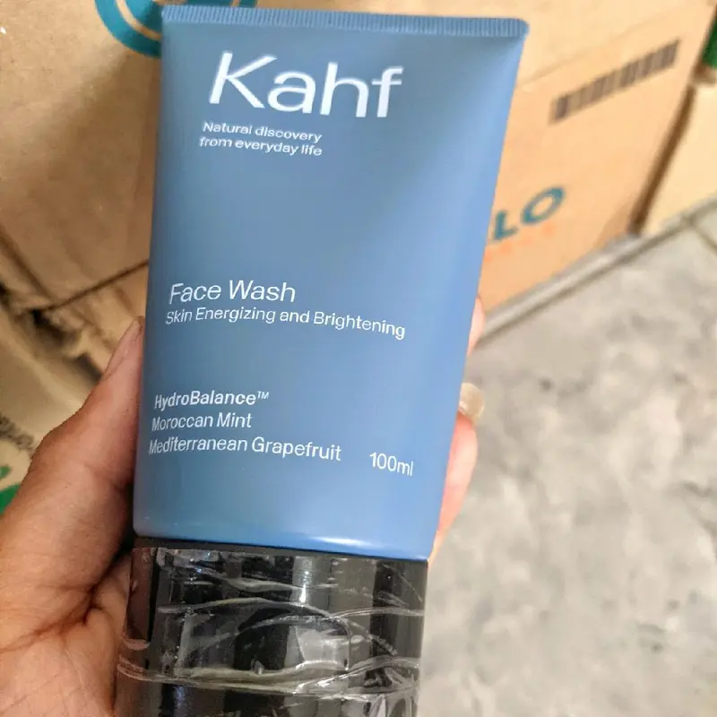 KAHF SKIN ENERGIZING & BRIGHTENING FACE WASH 100ML 1