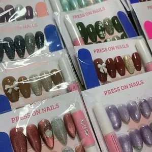 AVRLYN ~ Buy 1 Get 1 Press On Nails dengan Desain Art yang Menarik/ Fake Nails