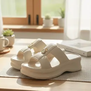 Sandal Casual Wanita Elegan Dengan Aksen Gold Buckle Anti Licin Elegan Tinggi 5.5CM Warna Putih Hitam Biru Pink Sendal Fashionable Bahan EVA Premium Sol Tebal