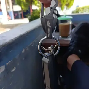 Hda, Motor Pembuka Botol Gantungan Kunci Logam Remote Mobil Motor Logam Paduan Kreatif