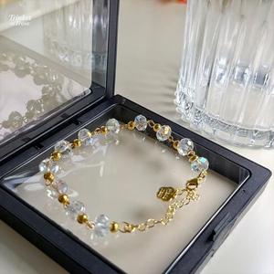 Gelang Kristal Berwarna Penuh Berlian Wanita dengan Rantai Gaya  Ringan, Perhiasan Tangan Eksklusif yang Sesuai Sebagai Hadiah Hari Jadi untuk Wanita Bergaya Elegan Suasa dan Mewah