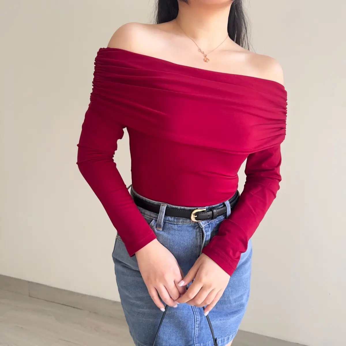 KLAVEE — VELDA OFF SHOULDER TOP / Atasan Knit Wanita Korea / Long Sleeve Lengan Panjang Basic Sabrina