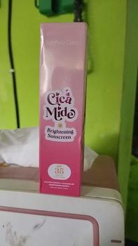 Product Review of CICAMIDE BRIGHTENING SUNSCREEN SYAHILA CARE SPF 35 from M**a n**a 0