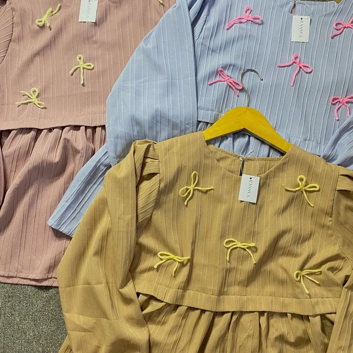 Ribbon Blouse by ransya_fashion