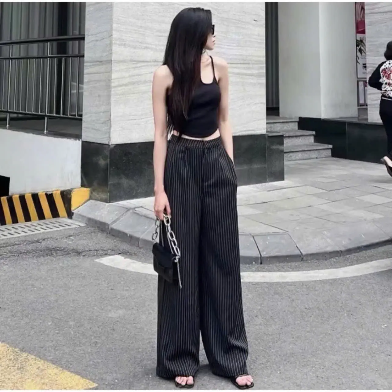 [DEAL MỞ BÁN] QUẦN SUÔNG  KẺ SỌC ĐEN TRẮNG CẠP KHUY CÀI LƯNG CHUN TÔN DÁNG XINH XẮN_HUONGGIANG.CLOTHING