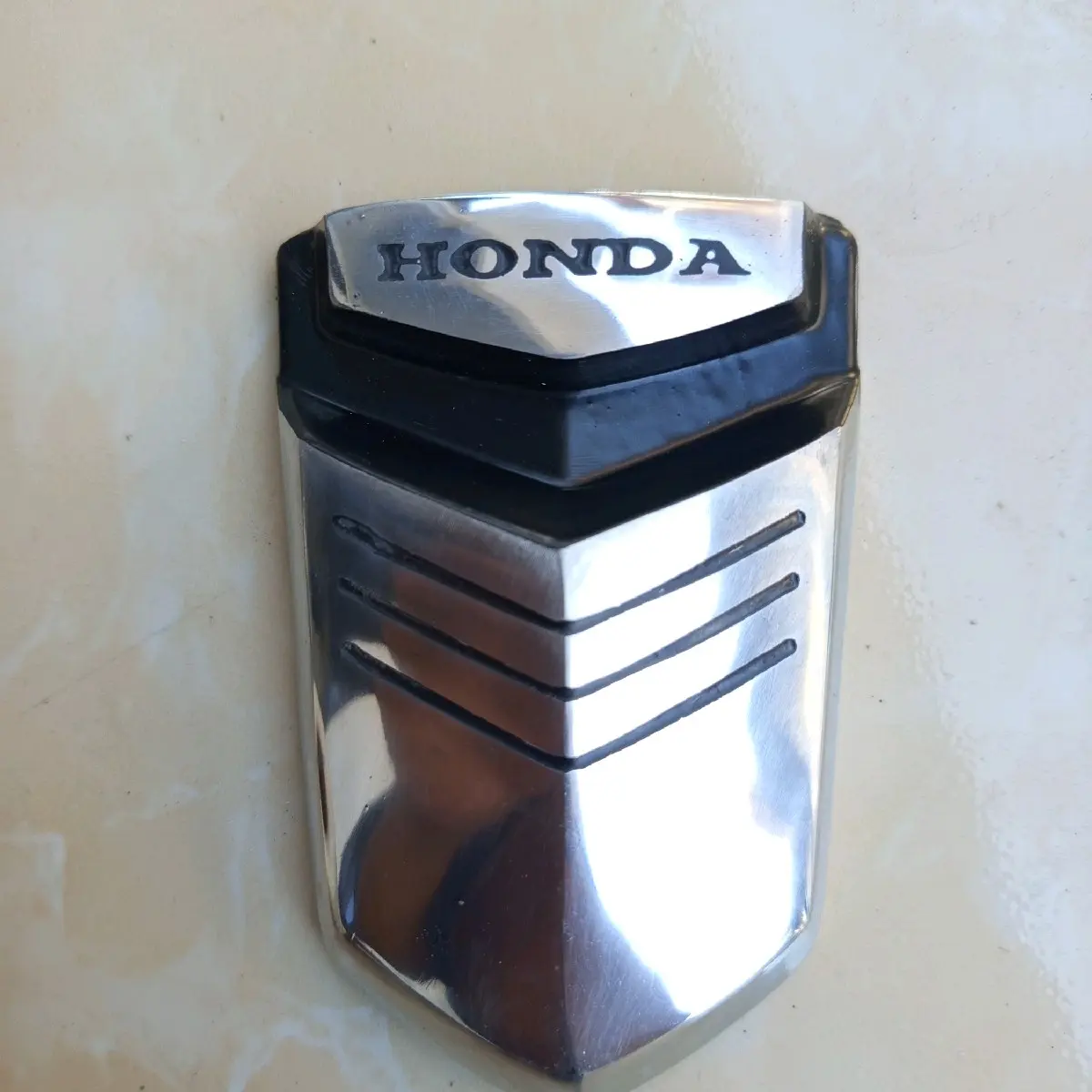 EMBELM DASI HONDA DREAM VIETNAM PRIMA ASTREA GRAND