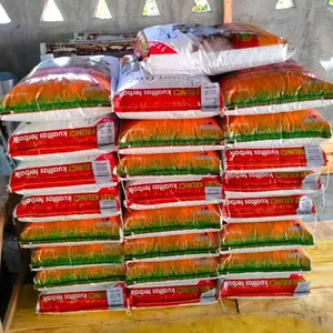 Giant feed pakan kelinci kemasan 1 kg