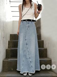 流行のデニムAラインスカート、カジュアルなゆったりロングドレス、ヴィンテージスタイルのシンプルデザイン、日常使いに最適