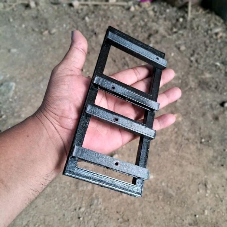 pangkon atau dudukan mesin miniatur Toy 3