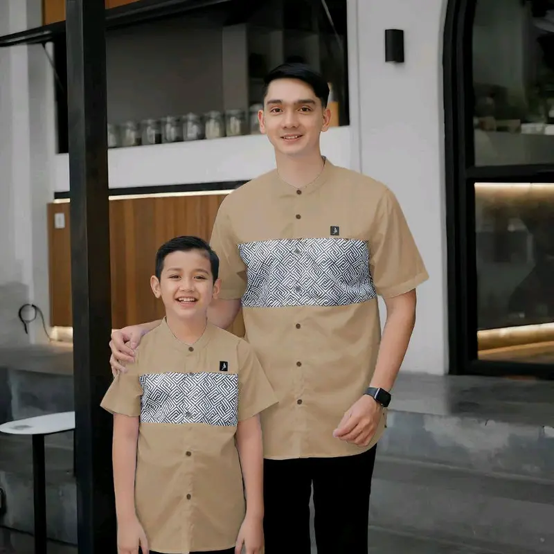PREMIUM || KOKO DEWASA DAN ANAK COUPLE MODEL BARU baju couple ayah dan anak motif batik kombinasi warna hitam Putih Navy Cokelat Hitam Polos Katun Setrip Keluarga Muslim Pasangan Panjang Ibu 3