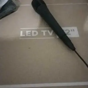 Microphone Kabel Mic Karaoke Speaker dengan Dual Konektor Colokan Kecil 3.5mm & Besar 6.5mm Kualitas Suara Jernih Desain Ergonomis Plug and Play - Mikrofon
