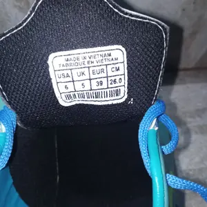 SEPATU FUTSAL TERBARU PALING LARIS SOL TEBAL