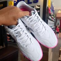 Gambar SEPATU BOLA MILLS - ENZO FG - WHITE/COBATBLUE - WHITE, 43 dari Fantasista Football Kab. Karawang 3 Tokopedia