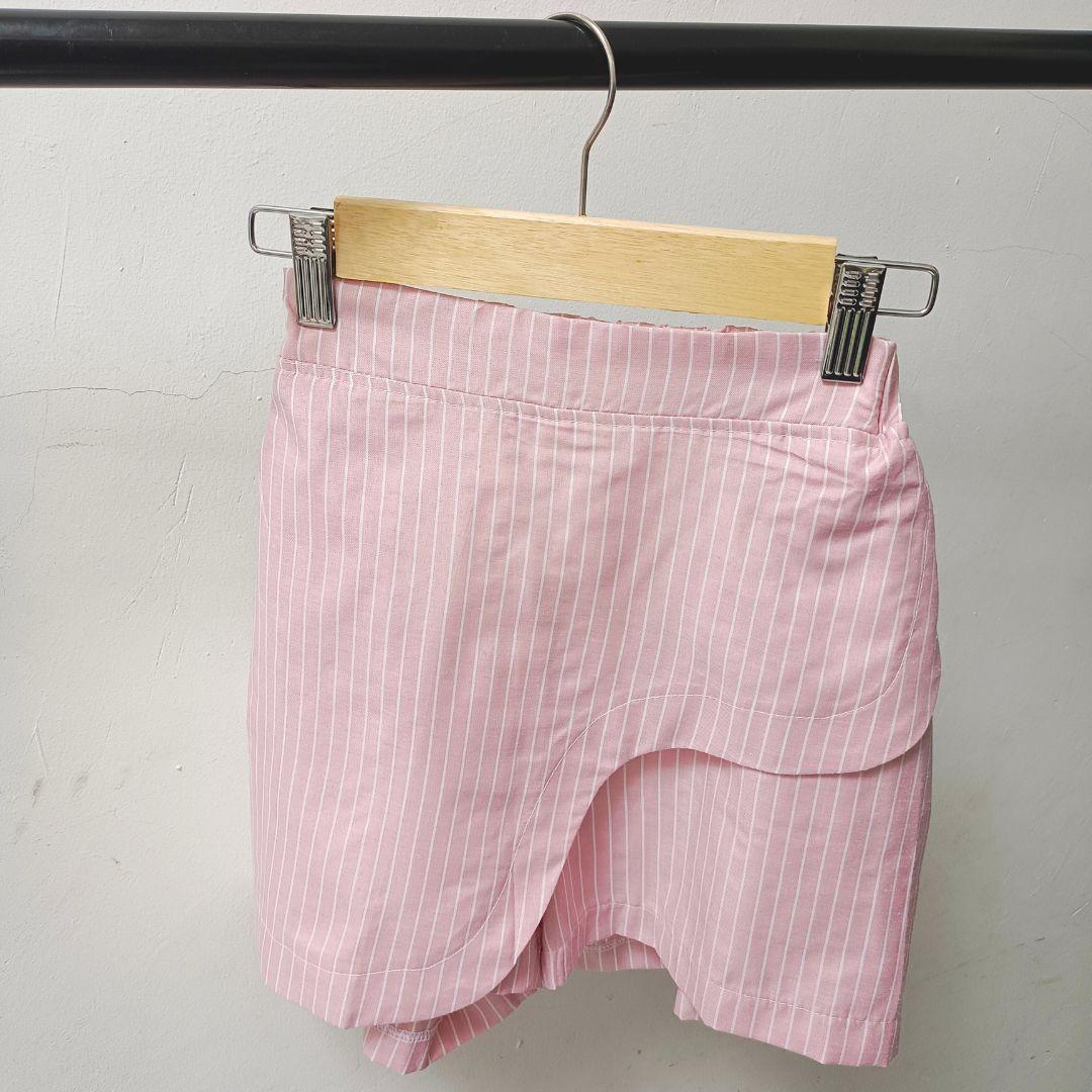 Celpen Wanita Celana Pendek Wanita Motif Garis Pink Stylish & Nyaman untuk Aktivitas Sehari-hari dengan Desain Elegan Celpen Wanita Celana Pendek Wanita Motif Garis Pink Stylish & Nyaman untuk Aktivitas Sehari-hari dengan Desain Elegan