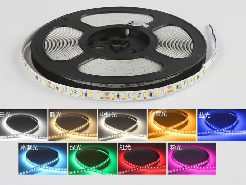 Dải đèn LED để lắp trên trần phòng khách, loại âm tường