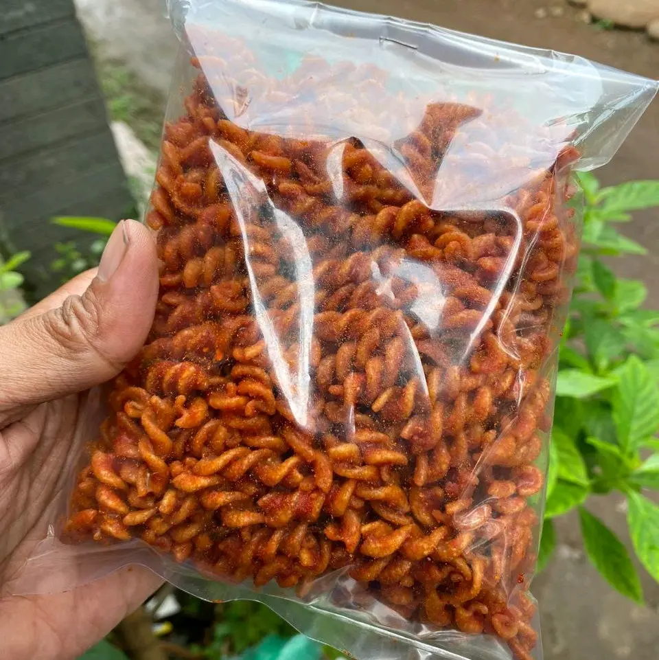 Makaroni Spiral Kemasan 250gr Cemilan Pedas Jeruk Food Snack Original Goreng