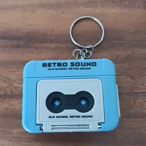 Gantungan Kunci Rekaman Suara Retro/ Mini Voice Recorder Keychain/Gantungan kunci rekam lagu unik | tape recorder Mini -ZS Macrame Tas Aesthetic Serbaguna Karakter Shinchan radio