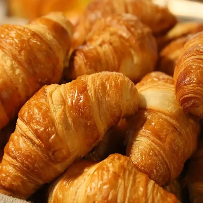 Roti 7 days Bread Croissant  Chocolate & Strawberry roti 7Days Bakery Products Almarai Rasa Cokelat Dan Stoberi Asli Arab Saudi 8
