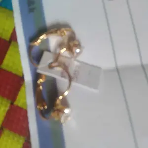 tebus murah anting emas muda permata dapat surat toko