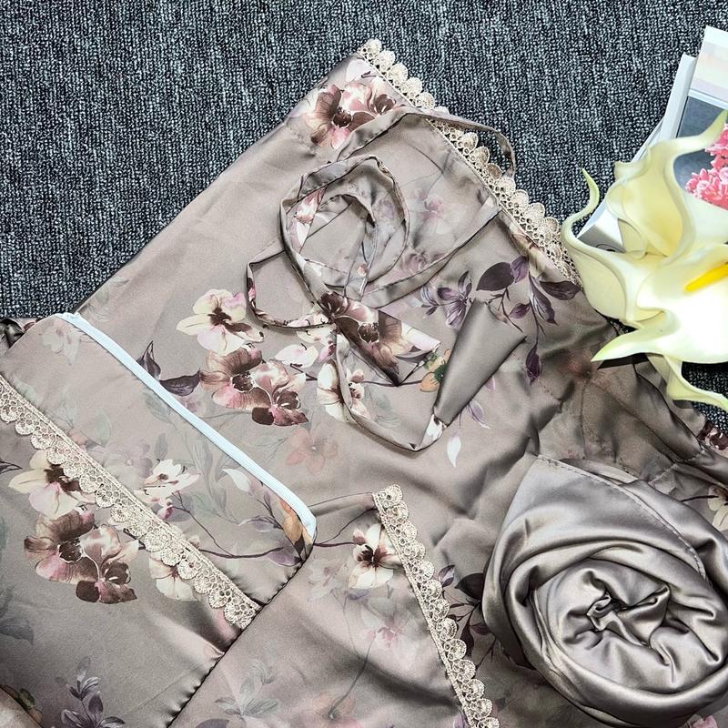 SILKY MUSLIMSTORE / MUKENA DEWASA / Bawahan POLOS / MODEL 2IN1 / Atasan MOTIF Lembut / Pouch Traveling 4
