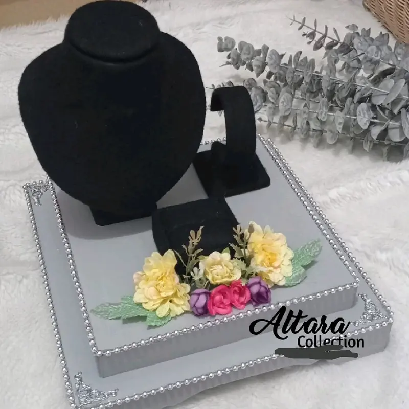 Box set perhiasan pernikahan 0