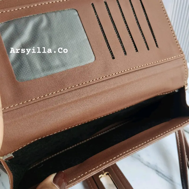 Dompet Wanita dengan Harga Promosi Kartu 2