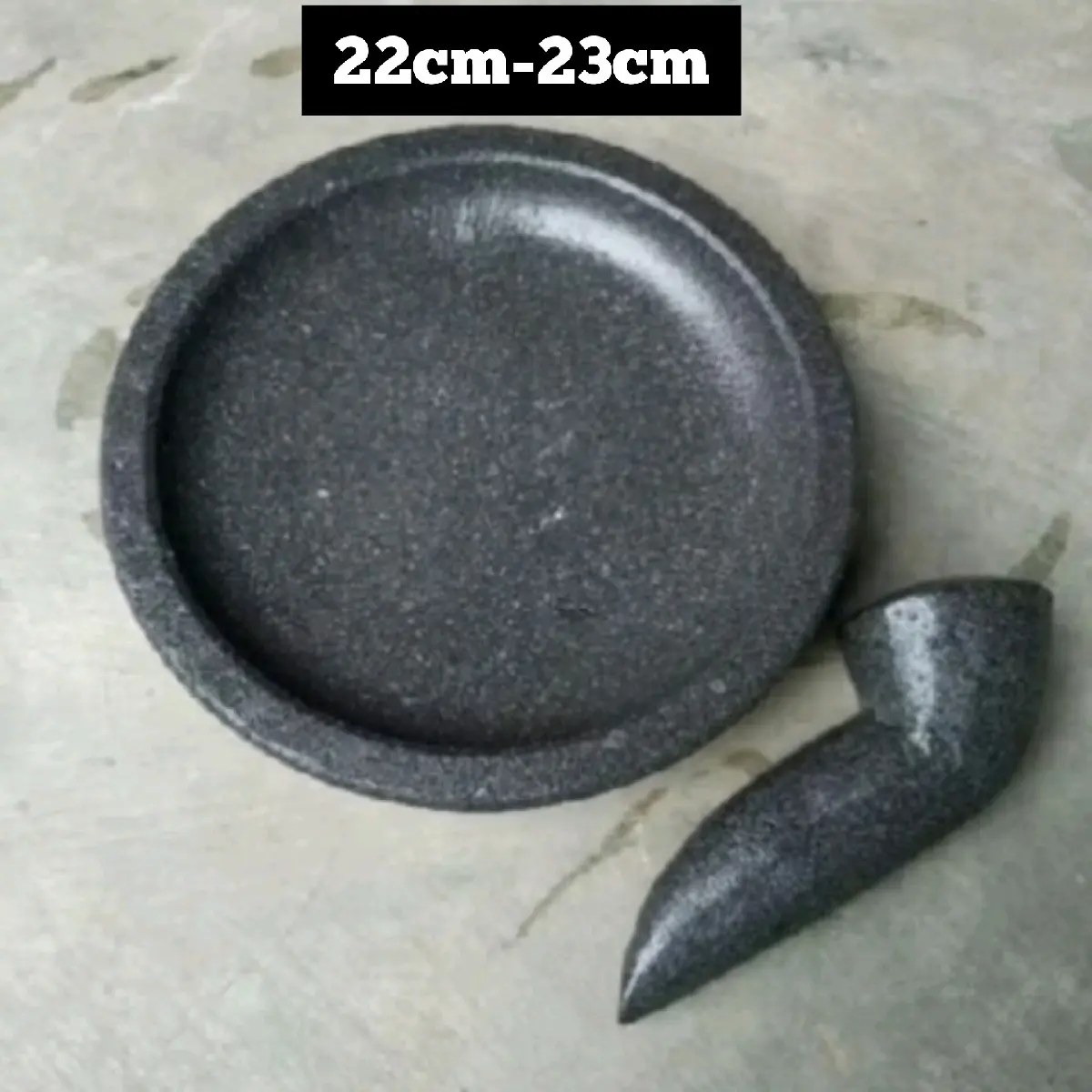 Gilingan bumbu dapur COBEK sedang. COET LAYAH LEMPER ULEGKAN BATU GILING ULEGKANBATU WATU KALI  UKURAN 22 CM 23 CM KUALITAS BATU PILIHAN Kitchenware Alat