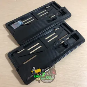 DUDUKAN PLAT NOMOR MOTOR KARBON 2PCS + BAUT COVER PLAT NOMOR UNIVERSAL SEMUA MOTOR VARIO MIO SCOOPY BEAT NMAX PCX AEROX VIXION BYSON FU DLL