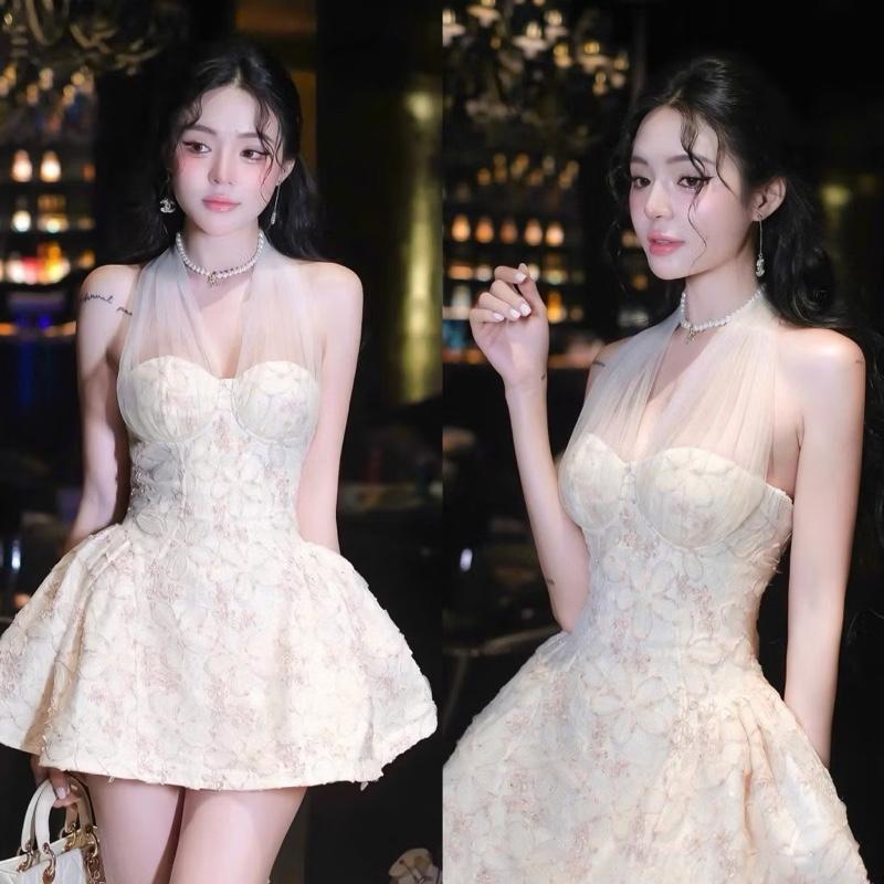 Đầm yếm ngắn xoè hoa ren nổi KÈM QUẦN kho sỉ hải chuyền Đ820