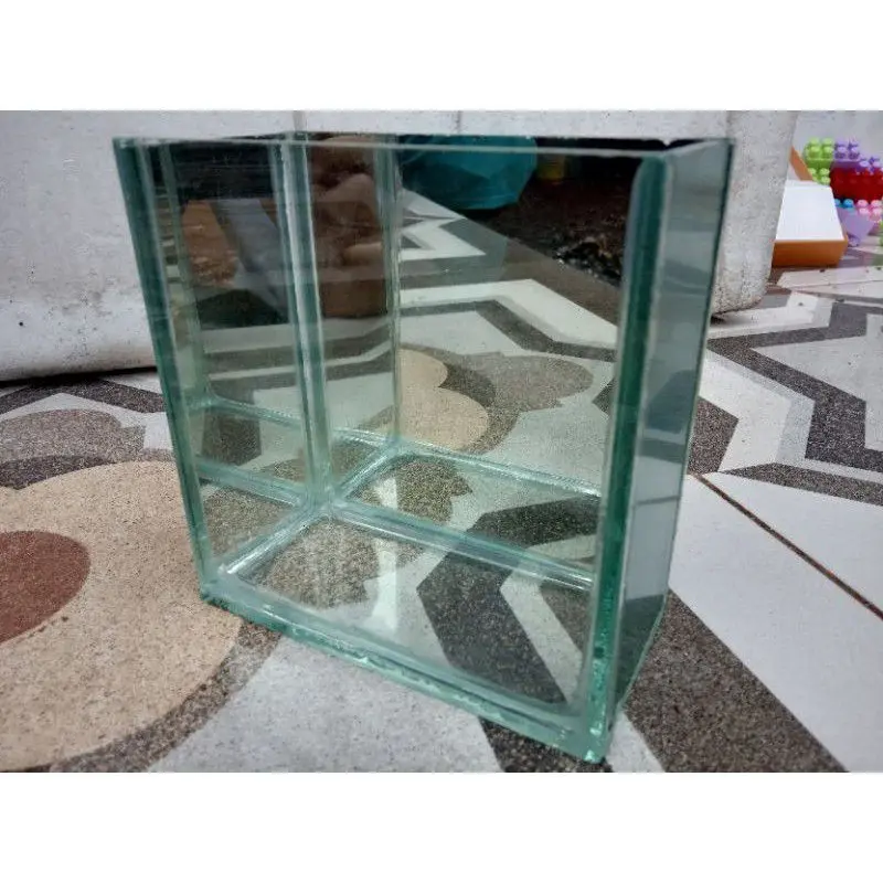 Soliter selvi ikan cupang 3 sisi cermin/akuarium mini uk:12x6x12/1pcs