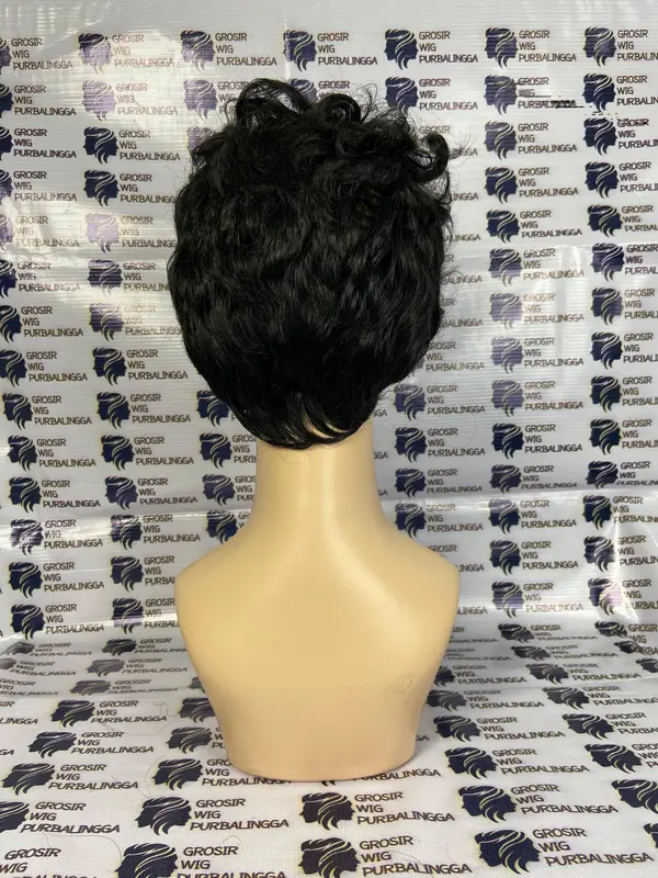 WIG KOREA RAMBUT PENDEK MODEL IKAL WARNA HITAM 4