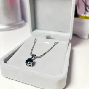 Kalung Titanium Wanita Rantai Belut Plus Liontin Hitam Mewah Elegan Viral